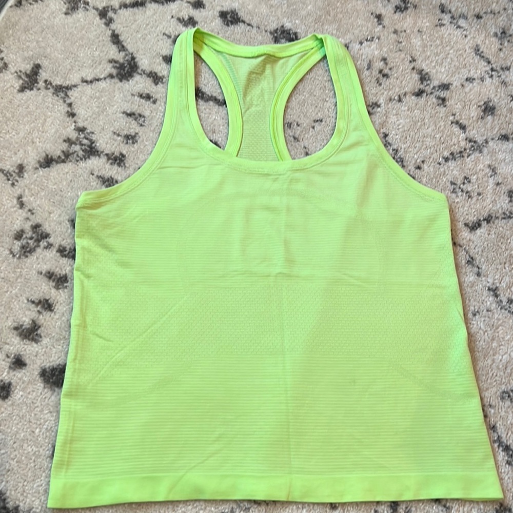 Lululemon swiftly - Race length size 8